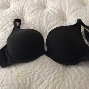 Black push up bra 44b